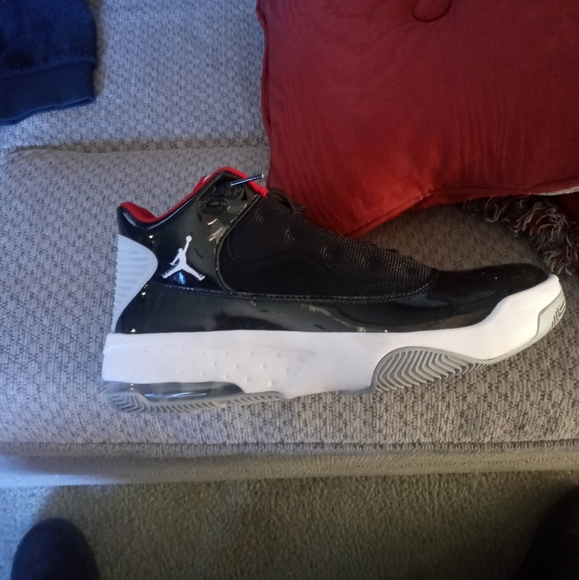 Jordans shoes - Picture 1 of 1